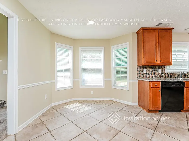 3144 Oak Ridge Ln — Photo 8