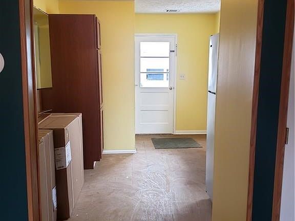 Kitchen...not yet put all together...