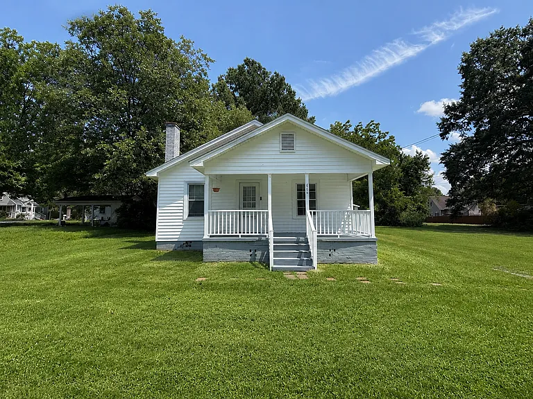 406 Somers Ave — Photo 15