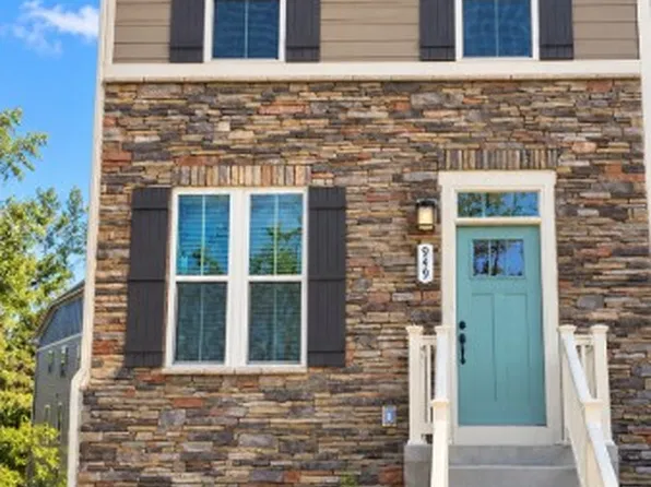949 Channing Park Cir, Cary, NC 27519