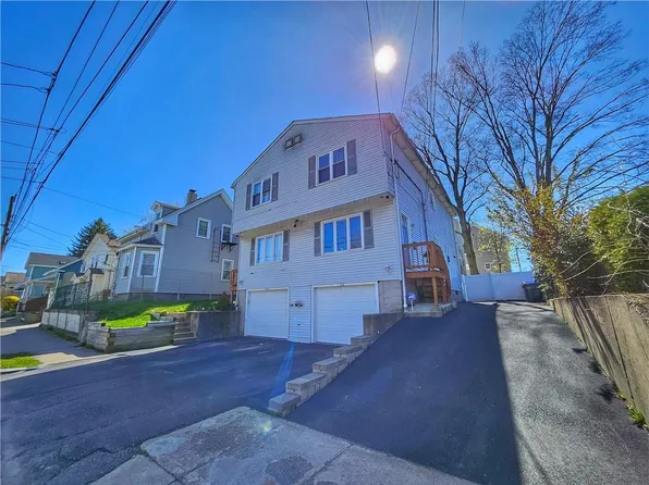 110-112 Merino St, Providence, RI 02909