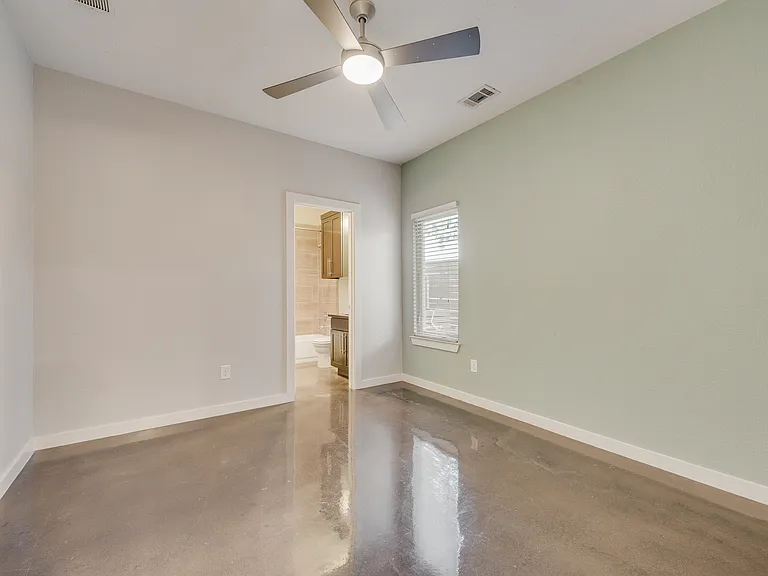 1811 Euclid Ave #2 — Photo 2