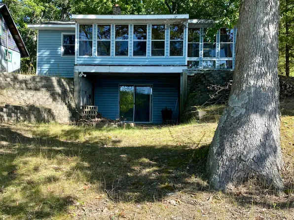 10411 Lake St N, Bitely, MI 49309