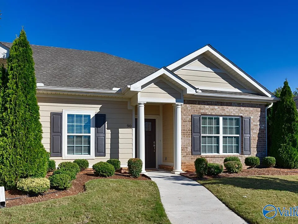 90 Moore Farm Cir NW #90