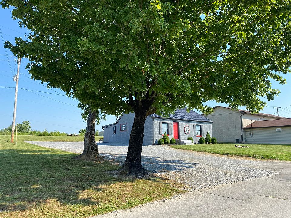 2nd image of 418 Whitecrest Dr