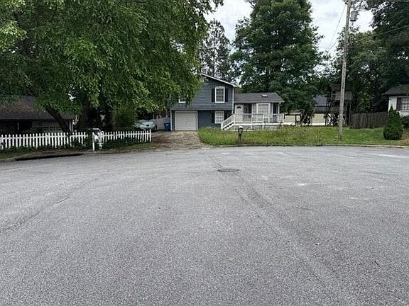 4th image of 230 Gage Ct