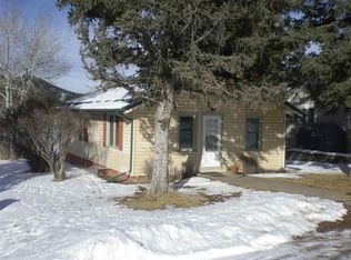 831 Gordon St, Custer, SD 57730