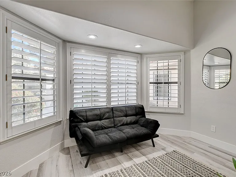 5429 Painted Sunrise Dr — Photo 12