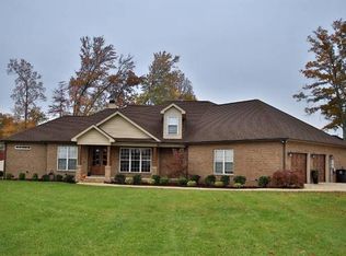 209 Brookside Dr, Cookeville, TN 38506