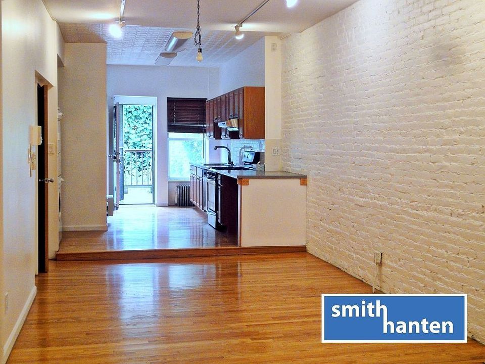 1st image of 102 Wyckoff St APT 1R