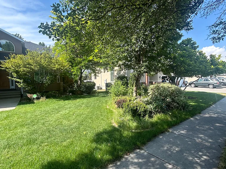 112 E Sweet Berry Dr — Photo 24