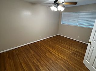 6825 Edgemoor Dr, Houston, TX 77074