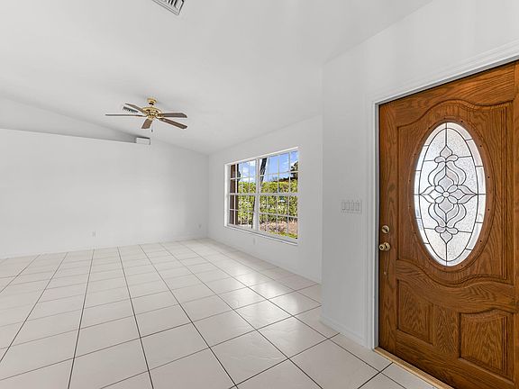 5th image of 116 Delbrook Way