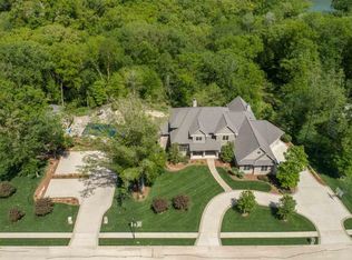 2102 Timber Wolf Trl SE, Cedar Rapids, IA 52403