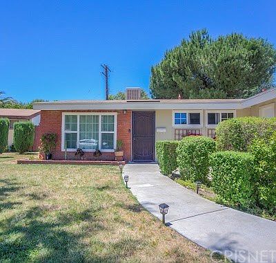 3rd image of 27211 Plumwood Ave