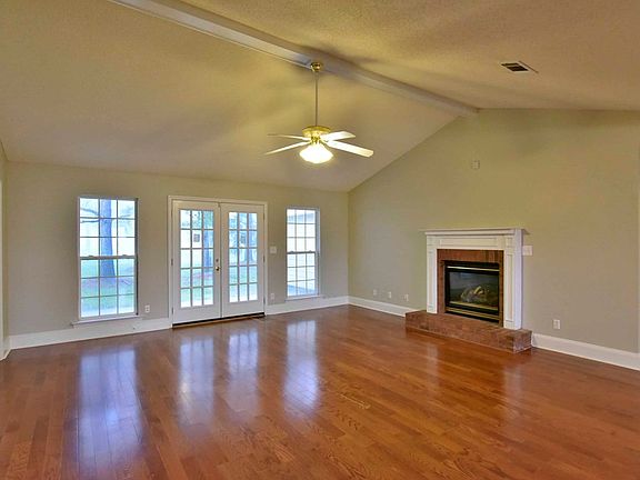 5th image of 180 Water Oak Dr