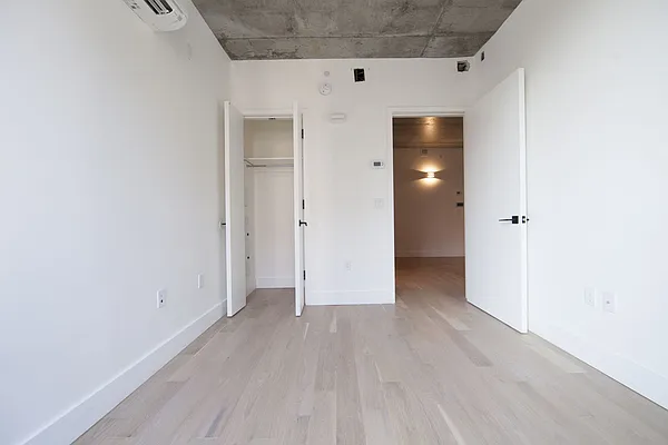 Rented by Brooklyn Group | media 21