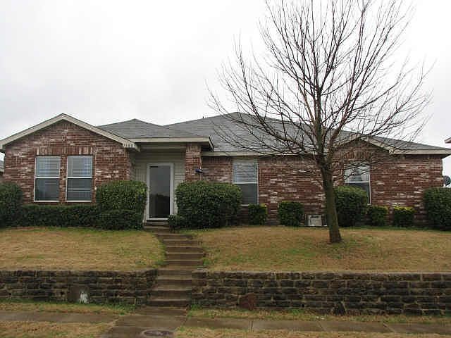 1st image of 1389 Stewart Dr
