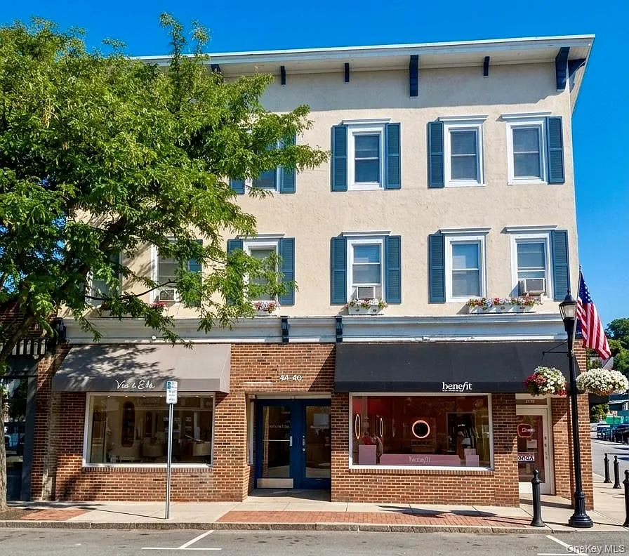 2 bed, 1.0 bath, 999 sqft, $4,750 — Photo 1