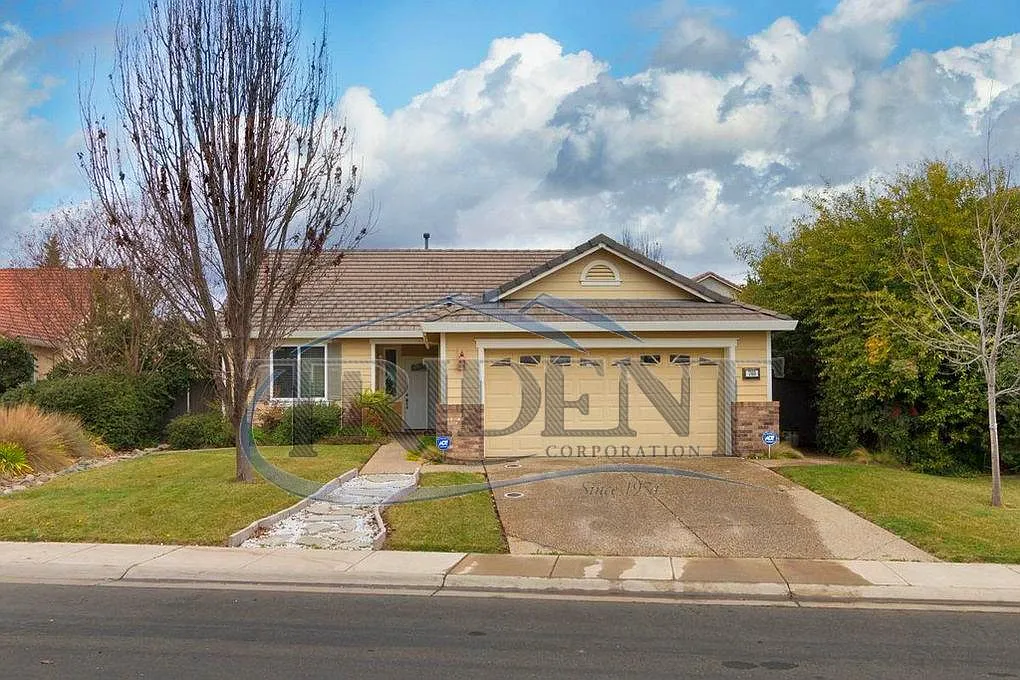 3 bed, 1504 sqft, $2,350 — Photo 1