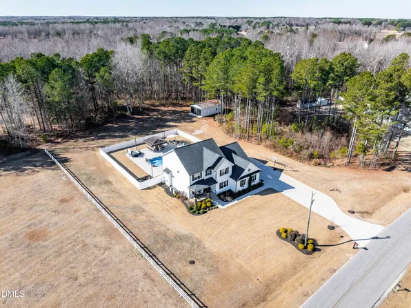 1605 Freedom Rd, Smithfield, NC 27577