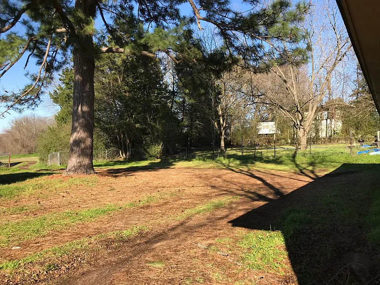 2106 Old Henderson Hwy — Photo 7