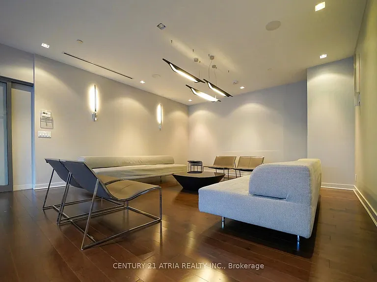 8 Mercer St #1906 — Photo 27