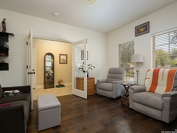 4th image of 8850 Breanna Oaks