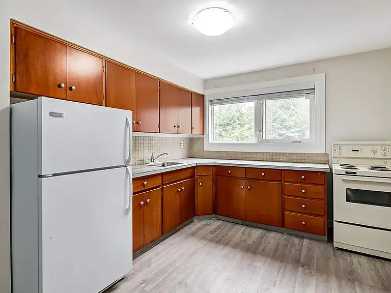 2627 Lacon St #2 — Photo 5