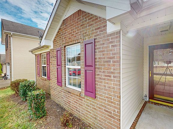 4th image of 2821 Wellington Pl