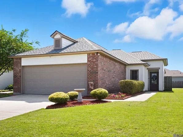 1640 Seville Dr, Saint Gabriel, LA 70776