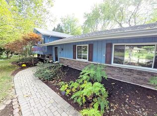 1310 Brainard Woods Dr, Dayton, OH 45458