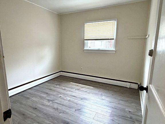 5th image of 34 Tevyaw Rd
