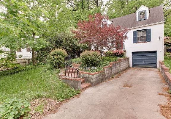 3rd image of 106 Philadelphia Ave