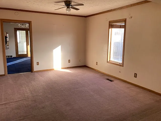 411 N Shady Bend Rd — Photo 4