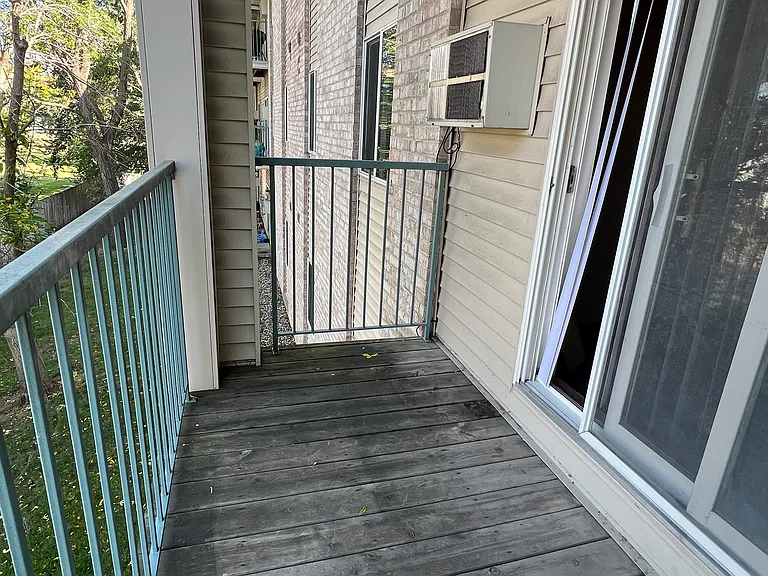 Whispering Heights Apartments — Photo 11