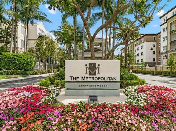 2253 Martin APT 220, Irvine, CA 92612