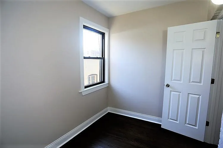 4445 N Rockwell St #3 — Photo 18
