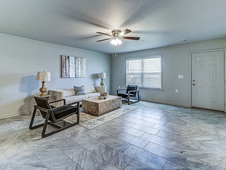 Pine Ridge Luxury Apartments — Photo 6