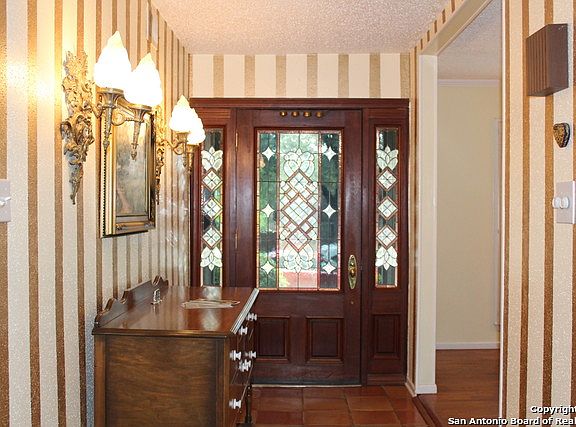 5th image of 7503 Bridgewater Dr