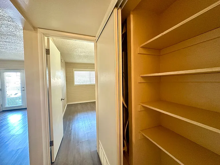 Bel Air Apartments — Photo 26