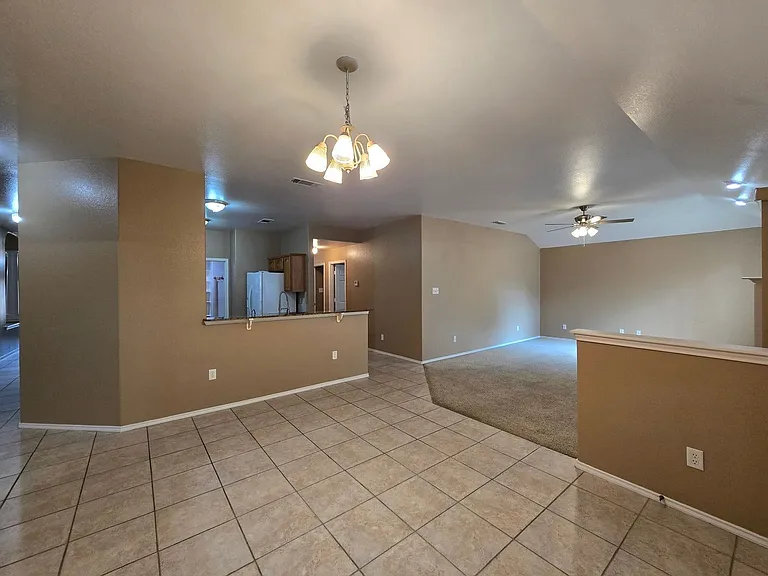 5812 Durango Dr — Photo 8