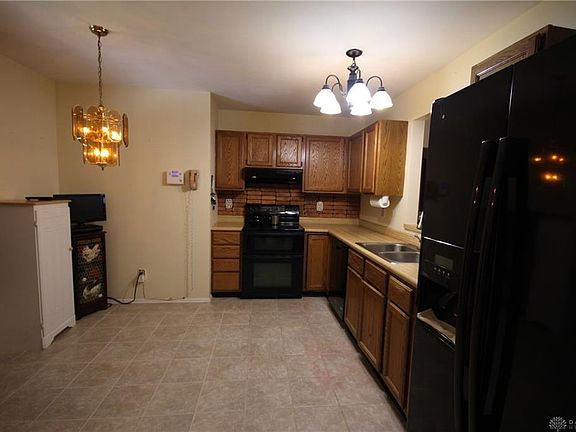 4th image of 8721 Emeraldgate Dr