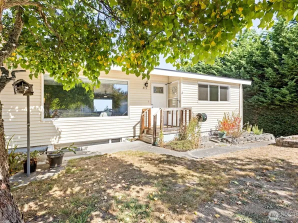 213 W Park Avenue, Port Angeles, WA 98362