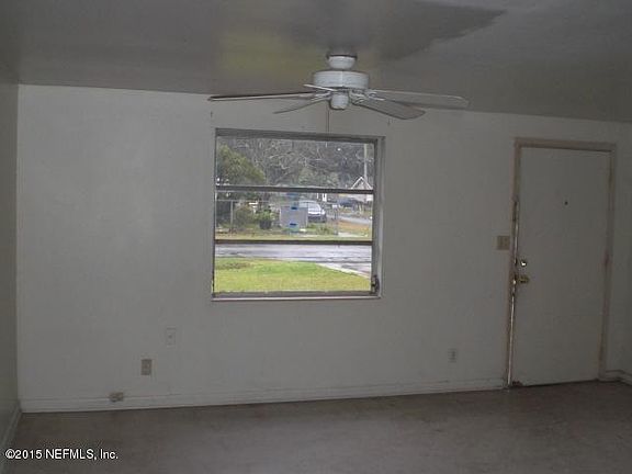 2nd image of 1056 Huron St