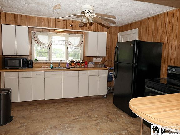 4th image of 1746 Foote Avenue Ext