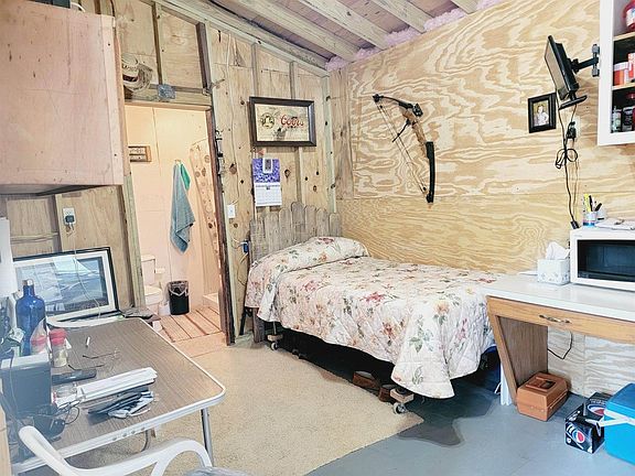 5th image of 56 Clover Ln