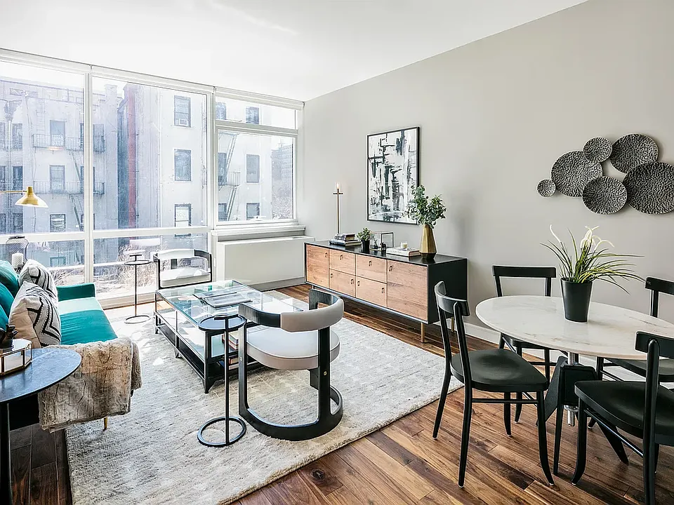 507 W 28th St #33K