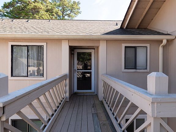 5th image of 3015 Old Bryan Dr. #16-7