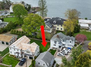 218 Totoket Rd, Branford, CT 06405